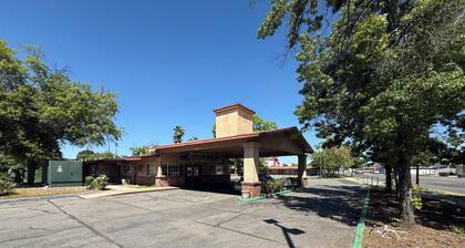 Oroville Value Suites