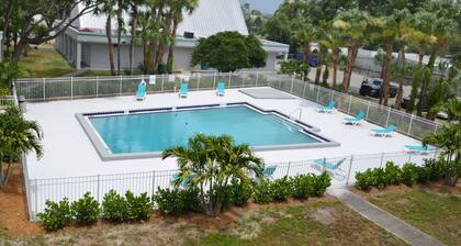 Altamonte Springs Hotel and Suites