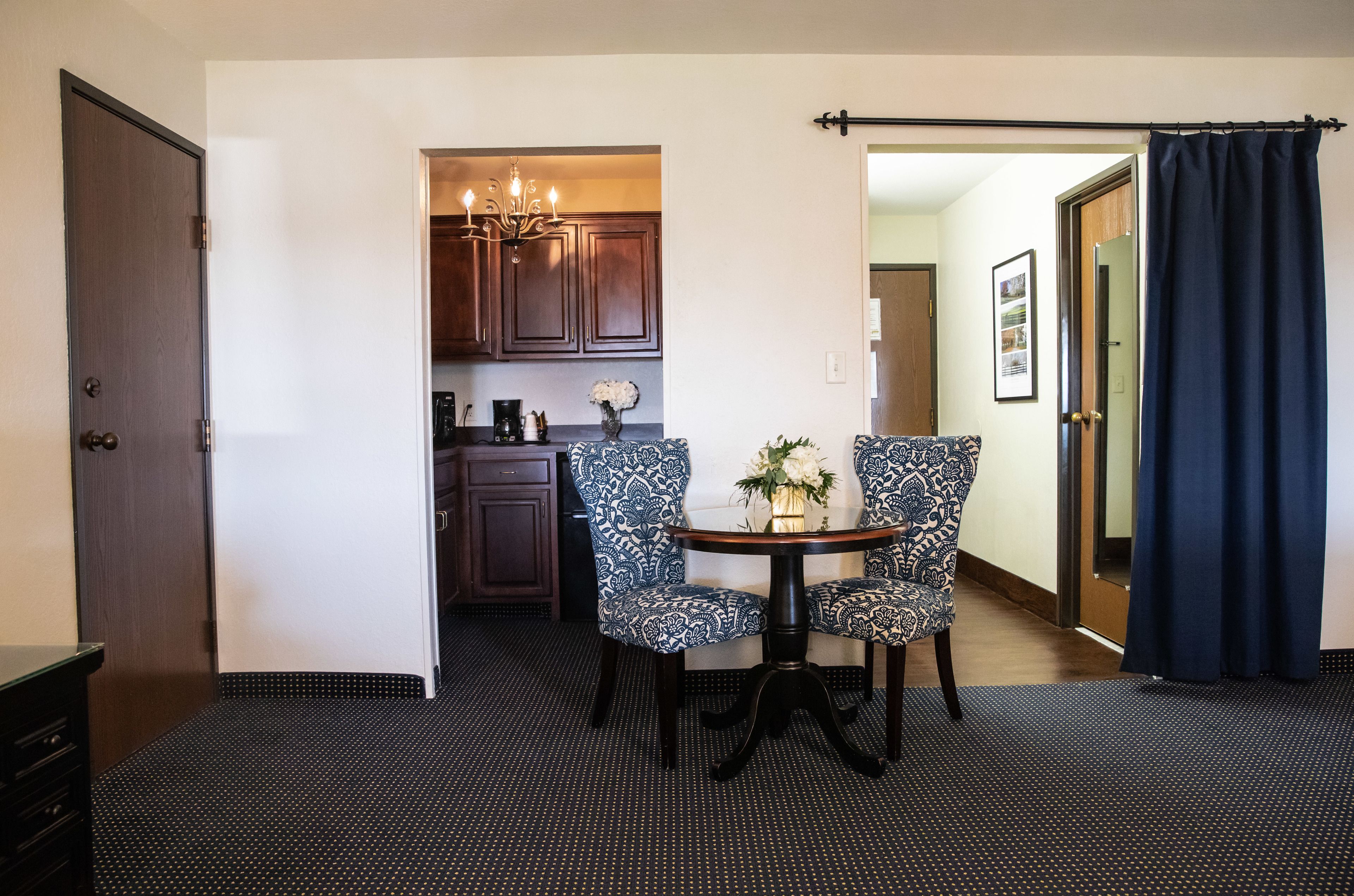 exclusive studio suite | in-room dining