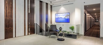 Olympia Hotel By Lodgo