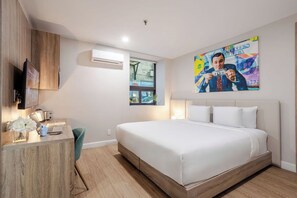 Habitación Deluxe, 1 cama King size | 1 habitación, escritorio y espacio para trabajar con laptop 