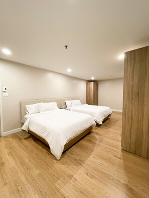 Deluxe Room, 2 Queen Beds