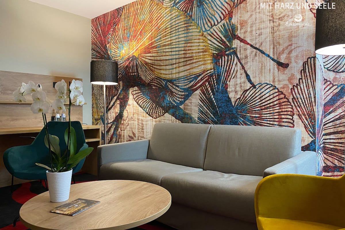 comfort duplex | 1 bedroom, down duvets, desk, laptop workspace