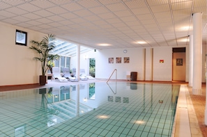 Piscine couverte