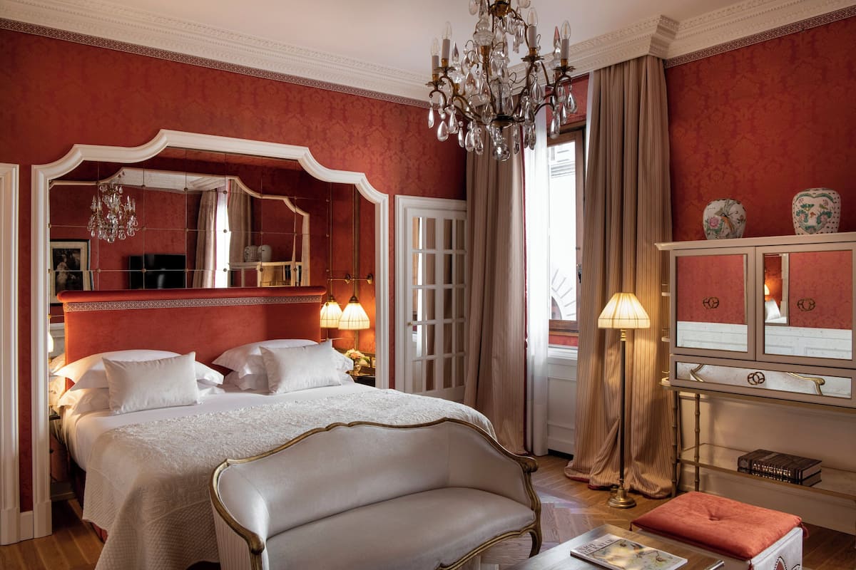 1 Schlafzimmer, hochwertige Bettwaren, Minibar, Zimmersafe