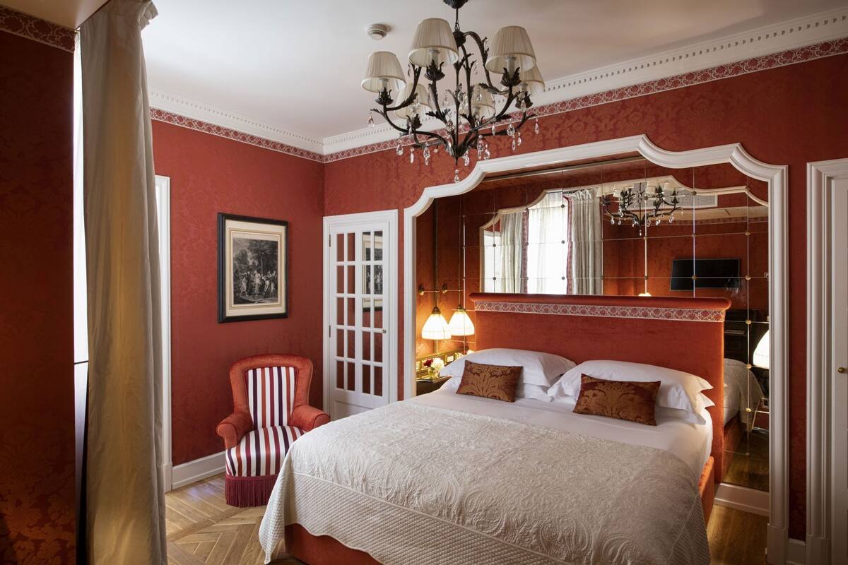 1 Schlafzimmer, hochwertige Bettwaren, Minibar, Zimmersafe