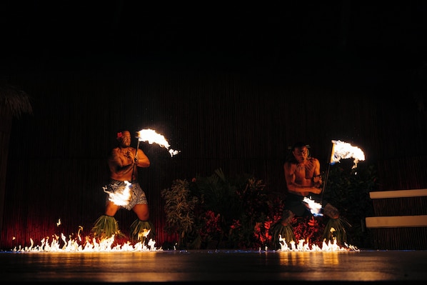 Chương trình sân khấu
