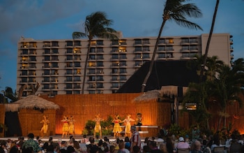 Theater show at Royal Lahaina Resort & Bungalows