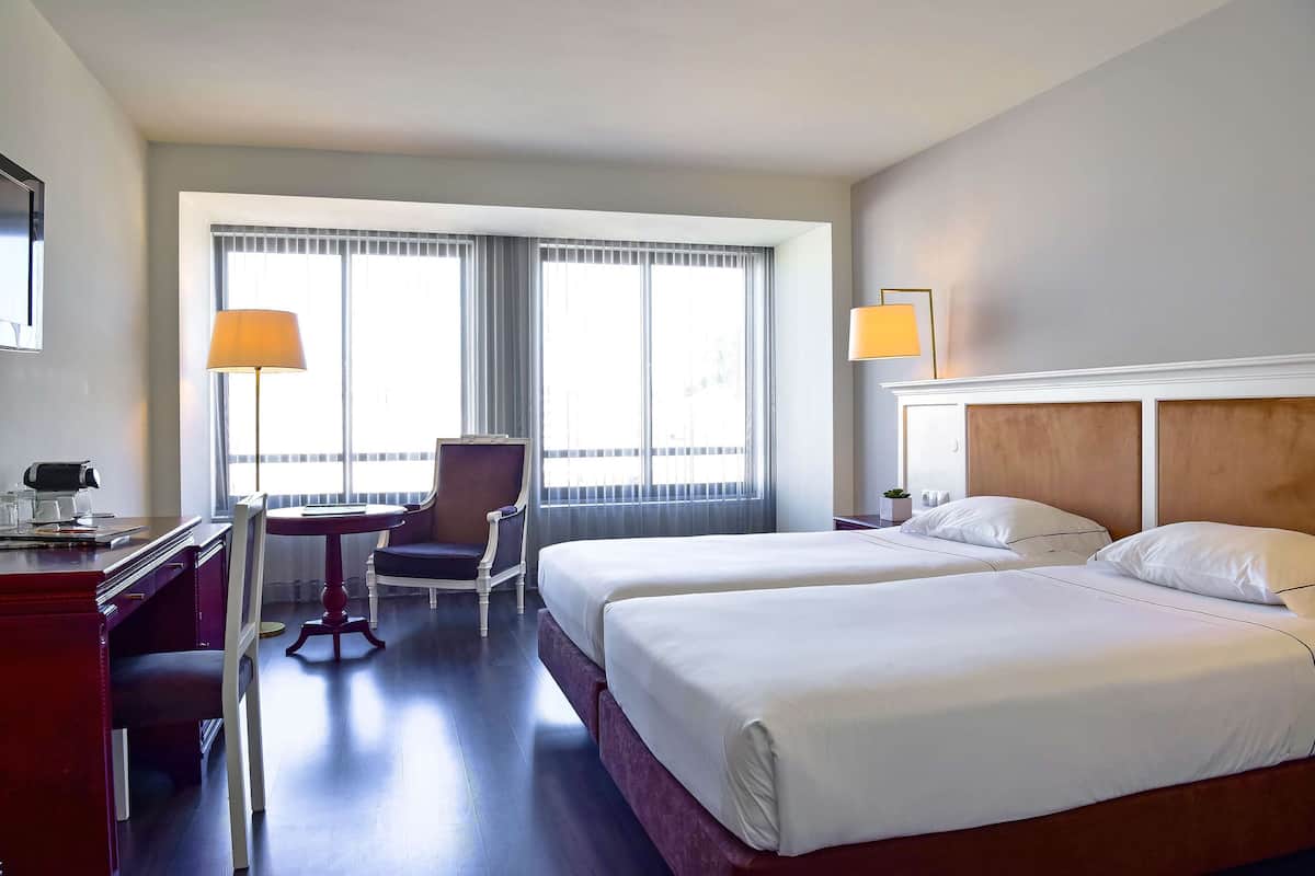 Minibar, in-room safe, desk, soundproofing