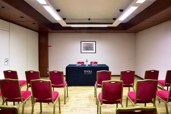 Business centre - Tivoli Coimbra Hotel (Coimbra)