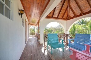 Deluxe Room | Balcony