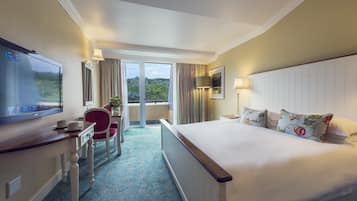 Minibar, in-room safe, desk, free cots/infant beds