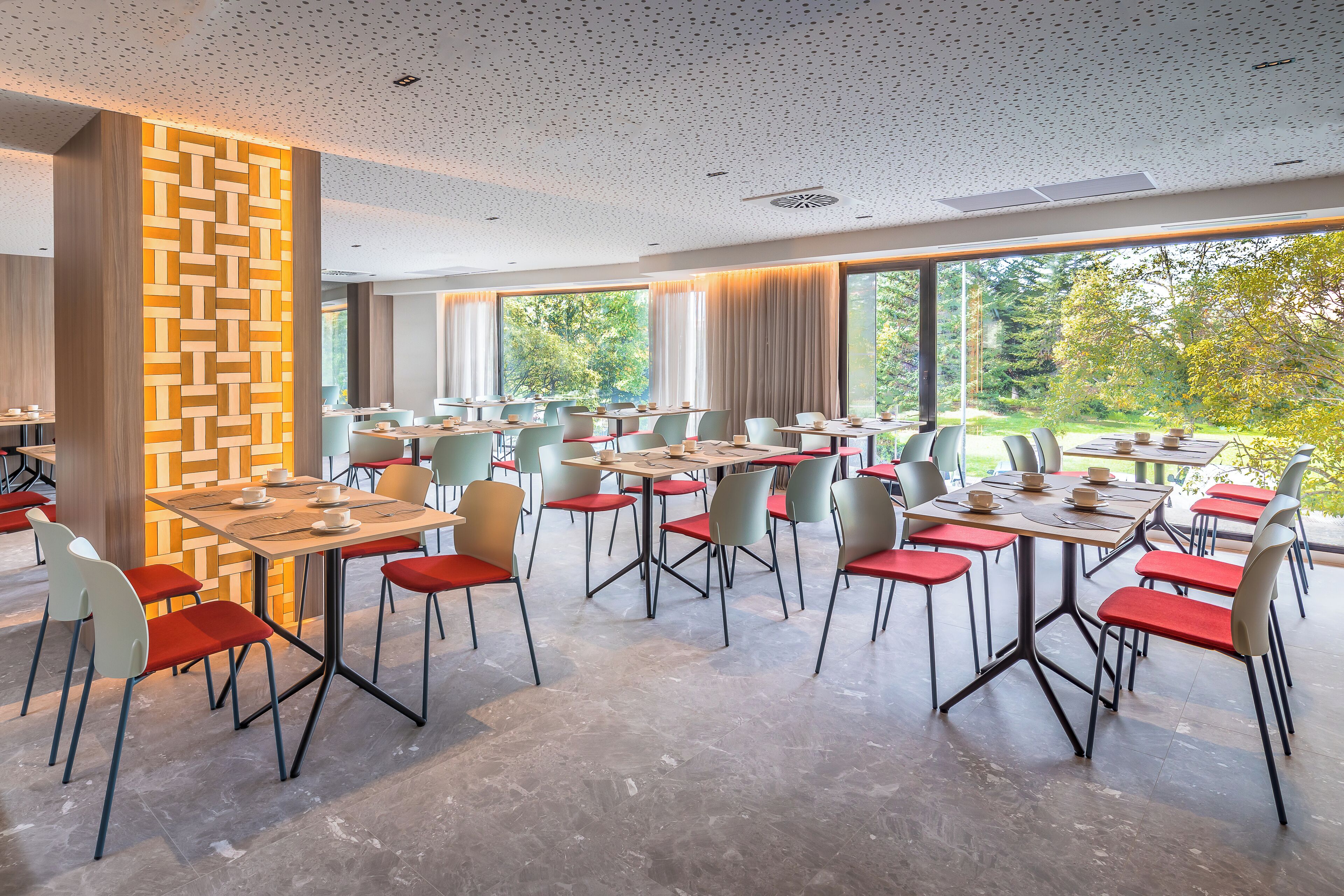 daily buffet breakfast (eur 17 per person)