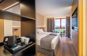 Premium bedding, minibar, in-room safe, individually furnished