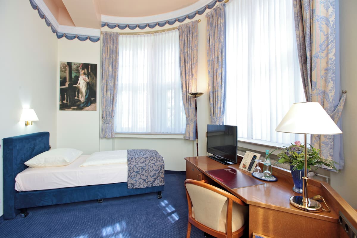 1 bedroom, premium bedding, Select Comfort beds, minibar