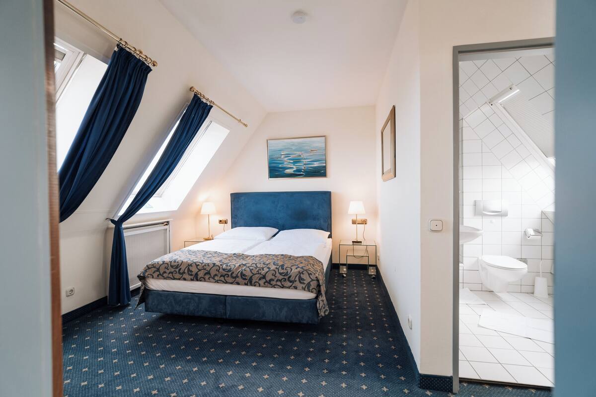 Comfort Double Room | Premium bedding, Select Comfort beds, minibar, in-room safe