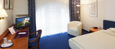 Ropa de cama de alta calidad, colchones Select Comfort y minibar