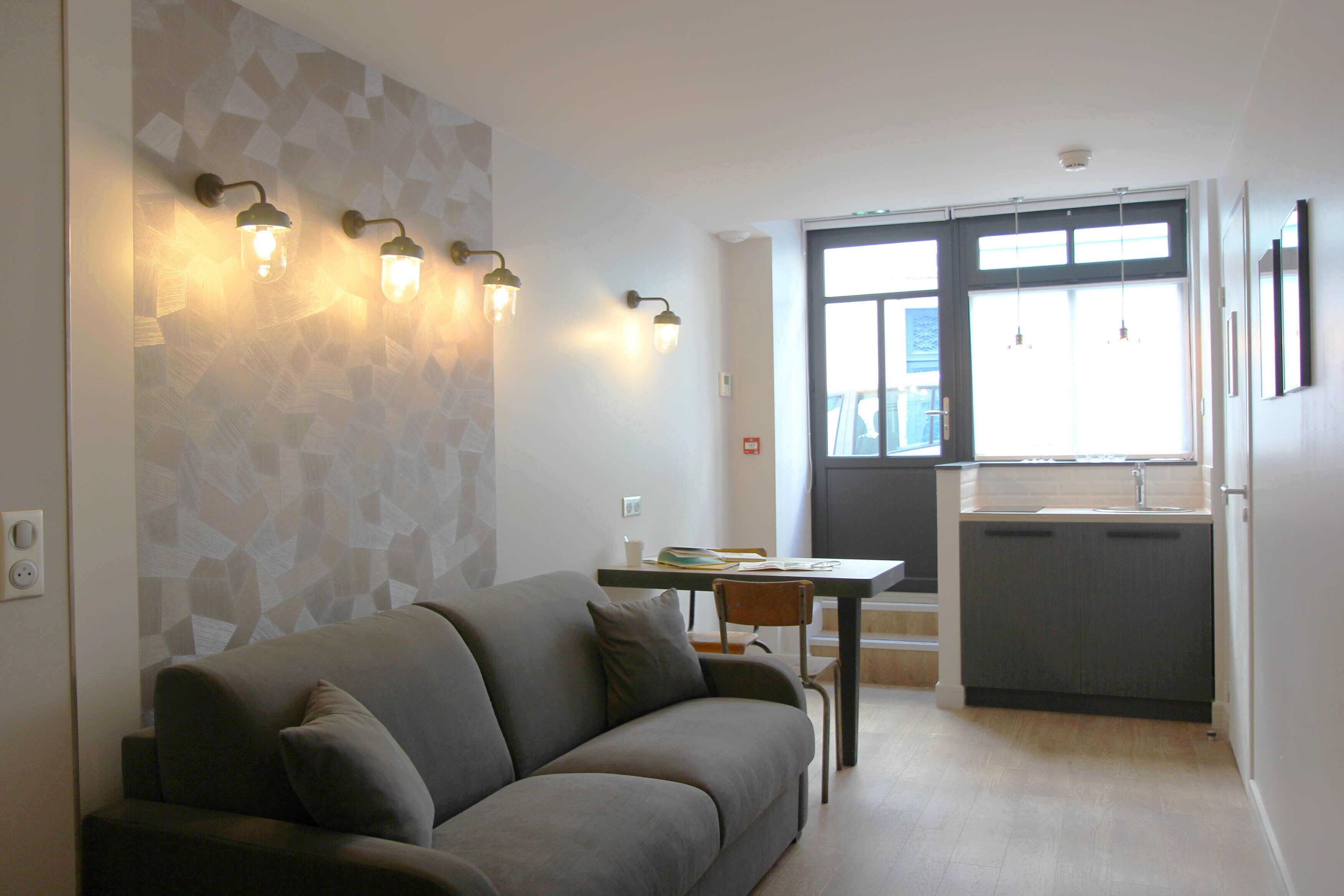 espresso maker, electric kettle