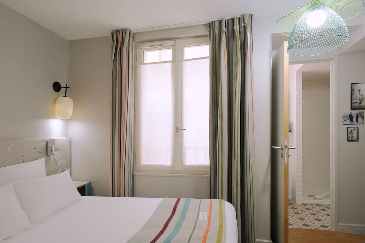 Premium bedding, pillow-top beds, in-room safe, desk