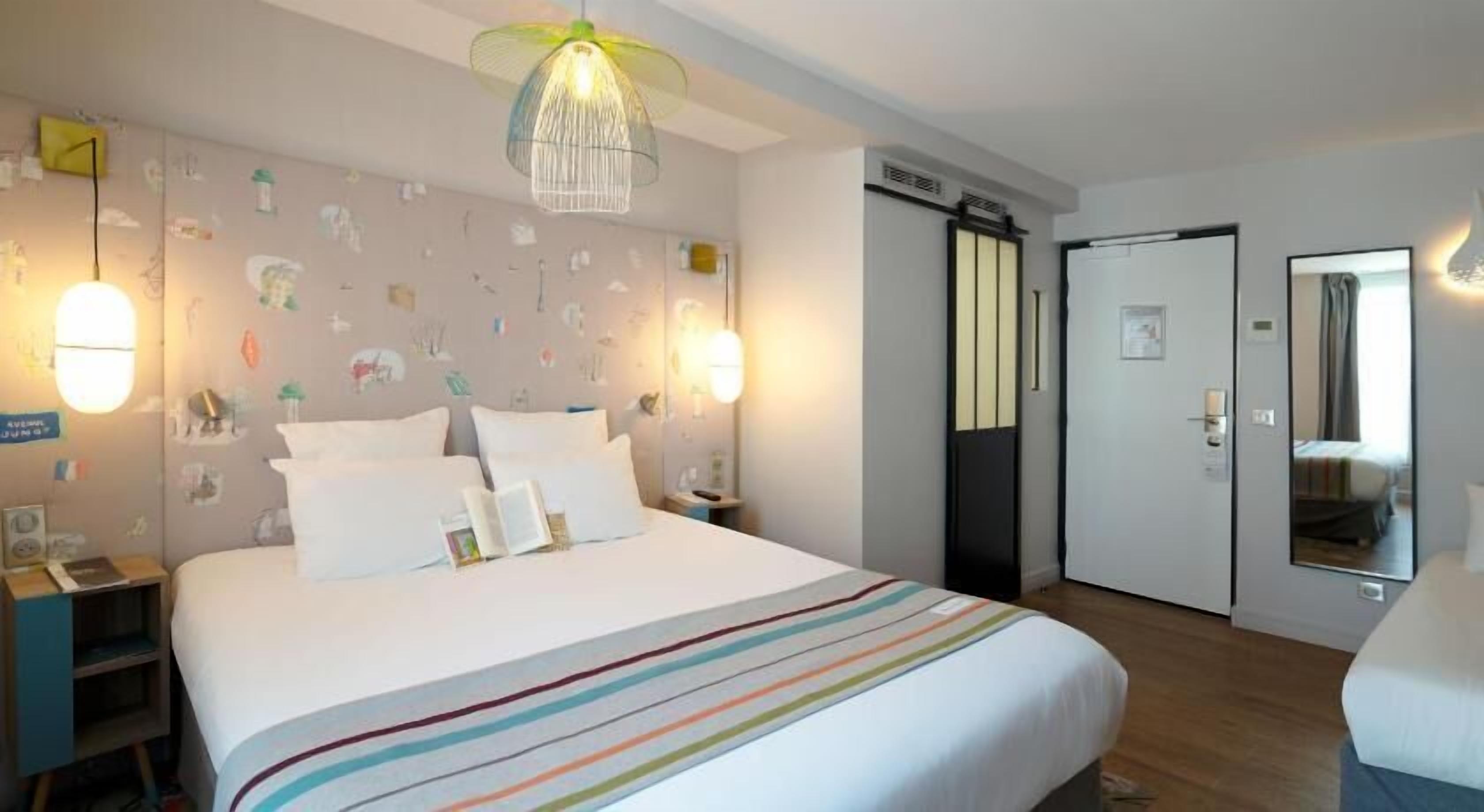 Luxe beddengoed, pillowtop-bedden, een kluis op de kamer, een bureau