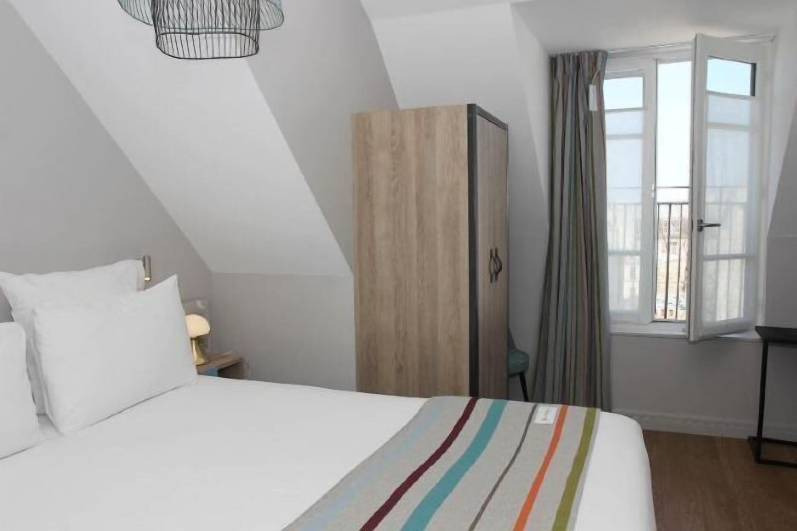 Κλινοσκεπάσματα υψηλής ποιότητας, κρεβάτια με ανώστρωμα 