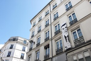Exterior - Hôtel Littéraire Marcel Aymé, BW Premier Collection (Paris)