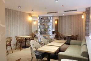 Daily buffet breakfast (EUR 19 per person)