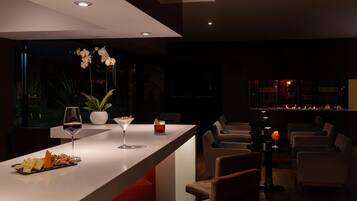 Bar (en la propiedad)