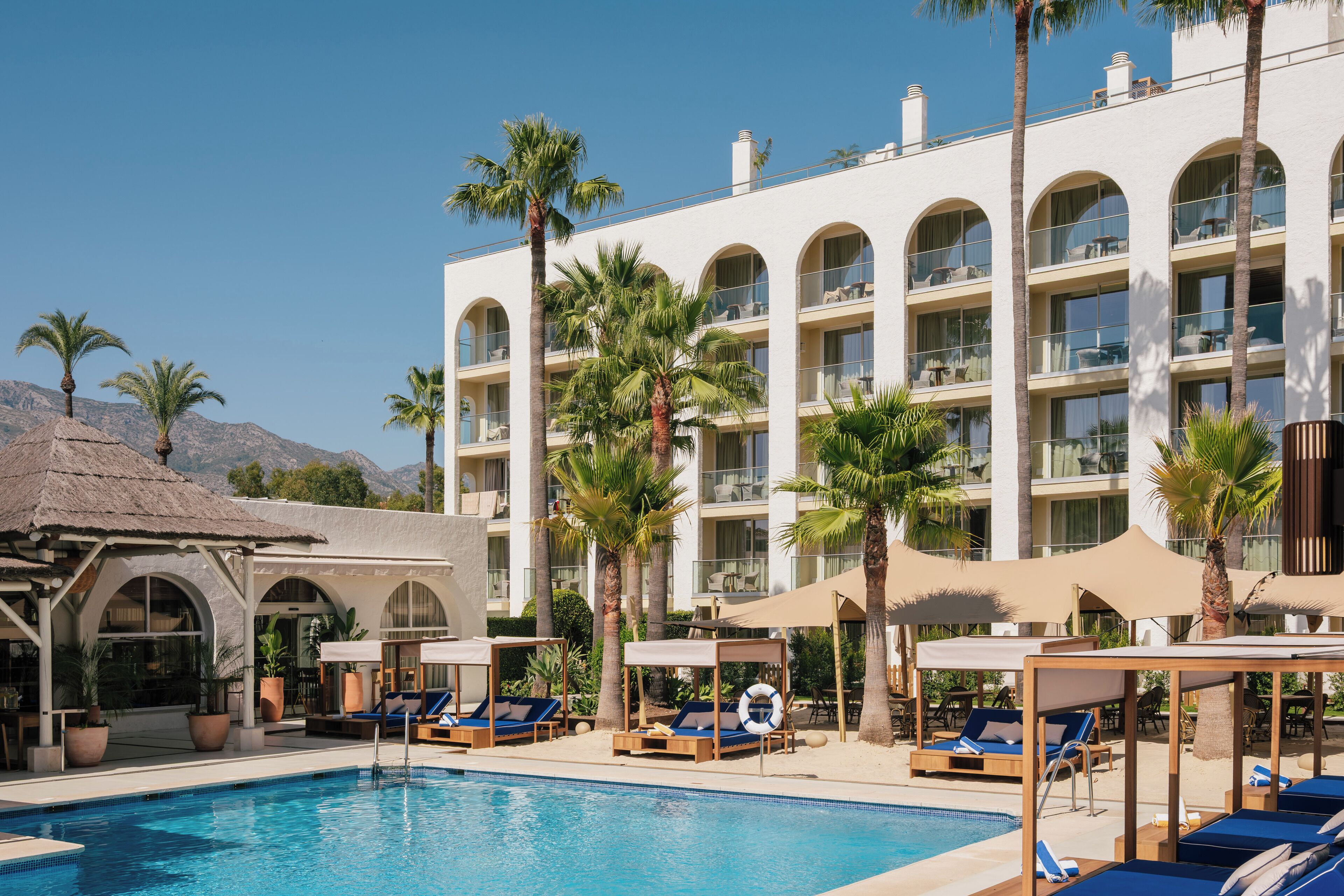 Indoor pool, 2 outdoor pools, pool umbrellas, pool loungers