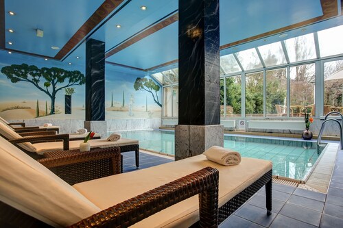 Centro Hotel Residence