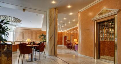 Centro Hotel Residence