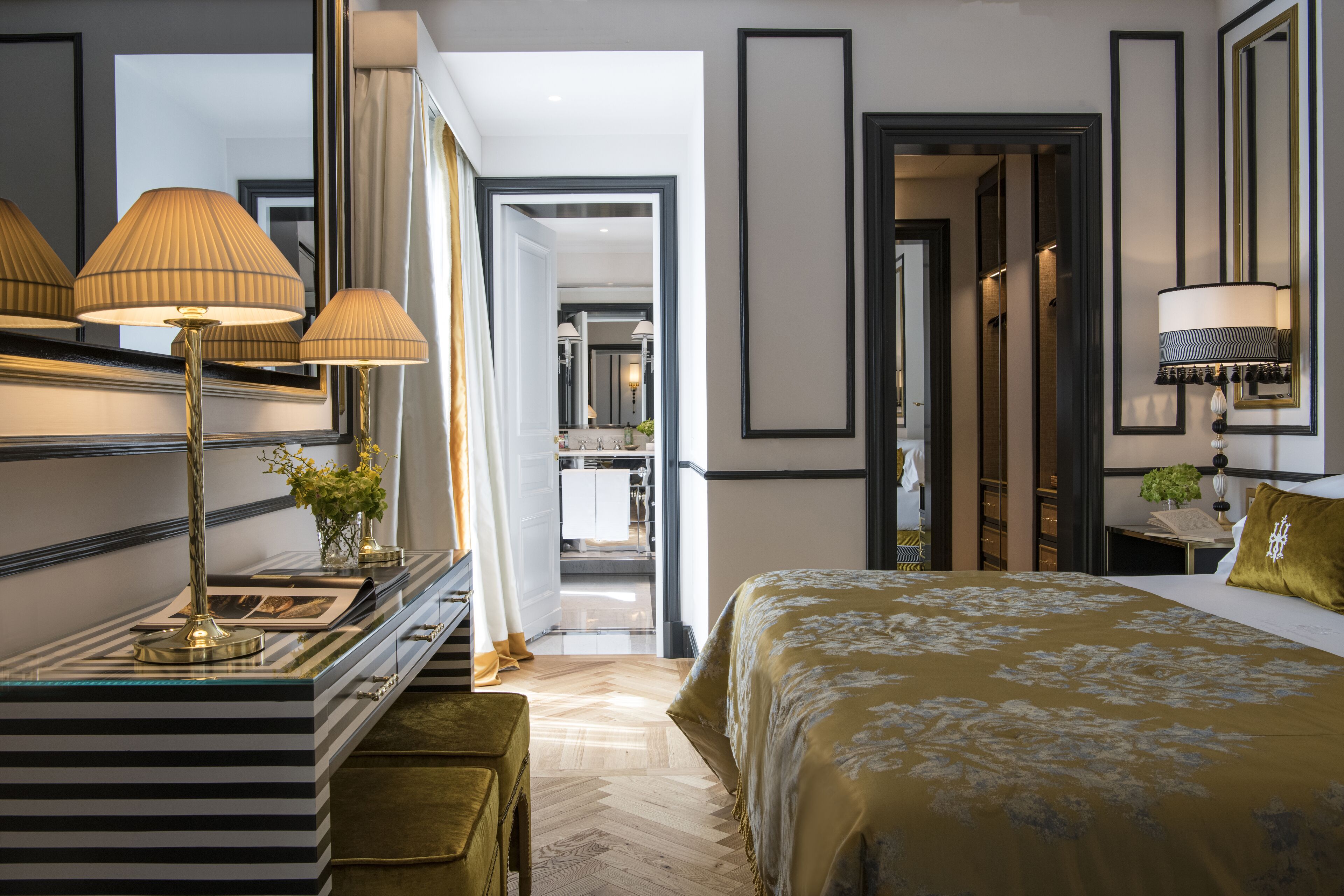 suite balcony | 1 bedroom, premium bedding, minibar, in-room safe