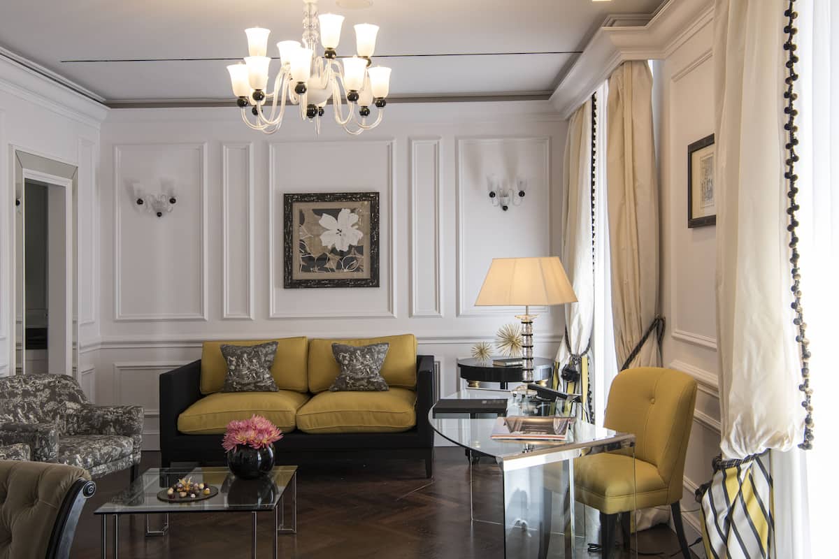 Suite Executive | Living area | LCD TV