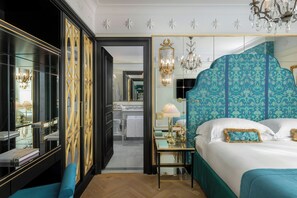 Premium bedding, minibar, in-room safe, soundproofing