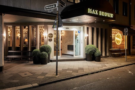 Entrée de l’hébergement. Max Brown Hotel Midtown, part of Sircle Collection