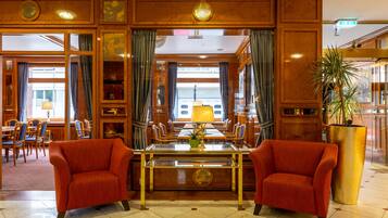 Bar (in der Unterkunft)