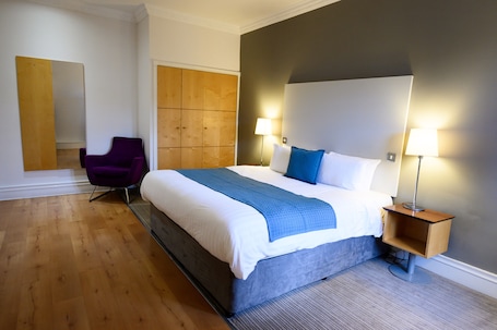 Deluxe Suite, 1 Double Bed | Desk, iron/ironing board, travel crib, free WiFi. The Angel Hotel