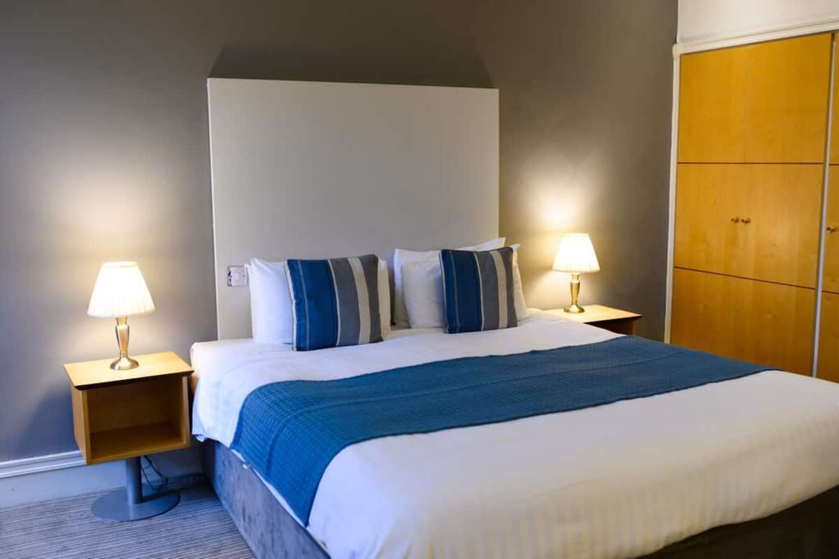 Premium Double Room | Desk, iron/ironing board, travel crib, free WiFi