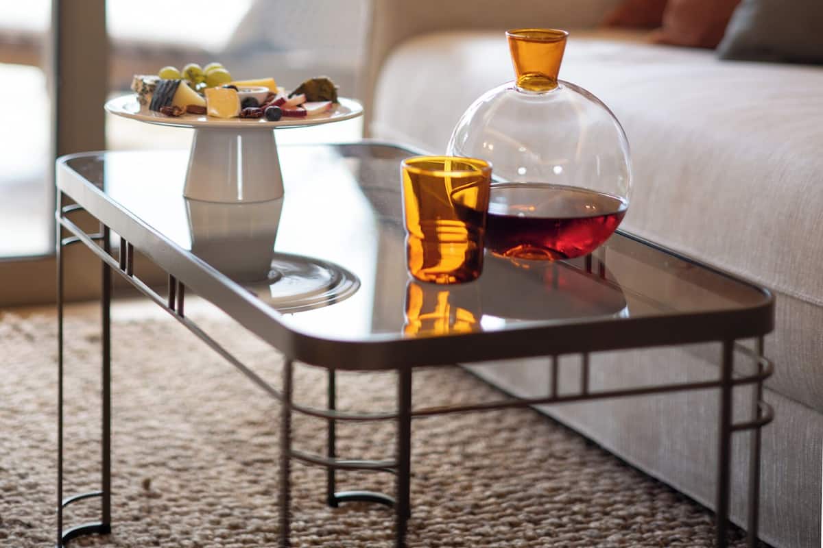 Comfort Room, Club Lounge Access, Garden Area | Minibar, in-room safe, desk, blackout drapes