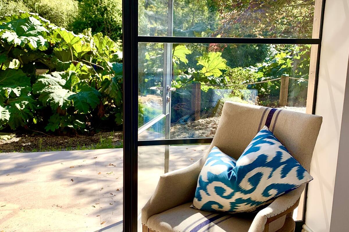 exclusive studio suite, lake view | frette italian sheets, premium bedding, down duvets