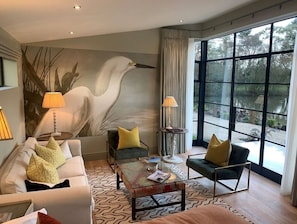 Exclusive Studio Suite, Lake View | Frette Italian sheets, premium bedding, down comforters - Marlfield House (Gorey)