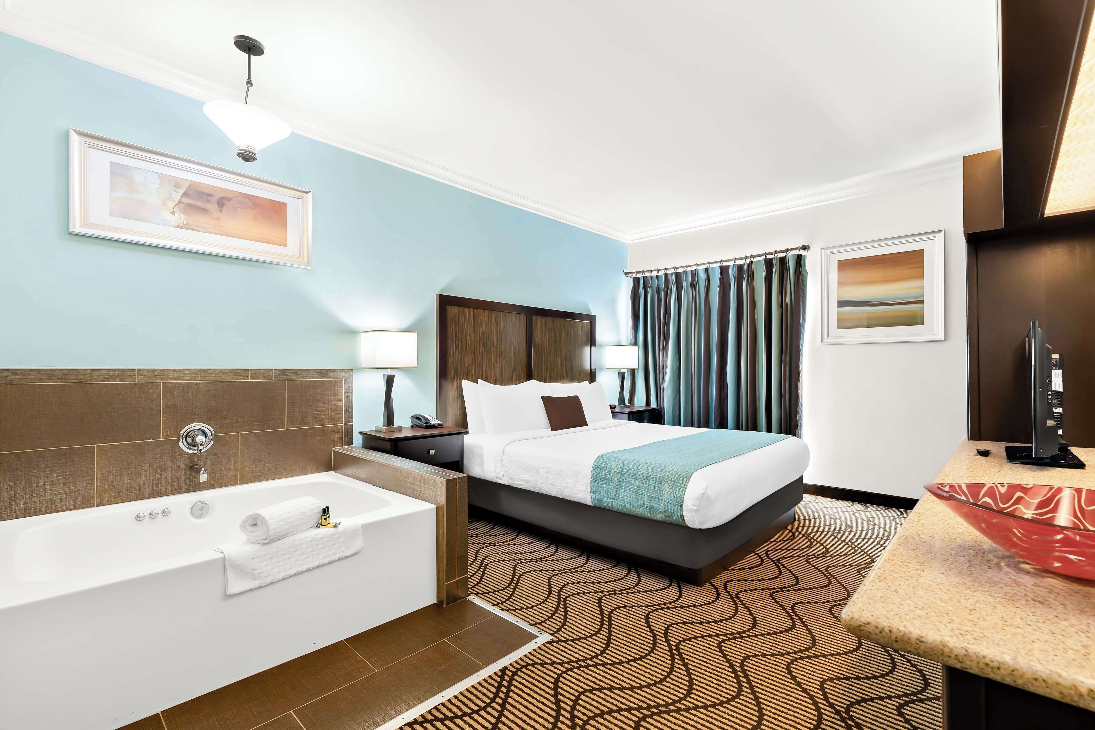 suite, multiple beds, non smoking, balcony (with sofabed) | 1 bedroom, premium bedding, in-room safe, desk