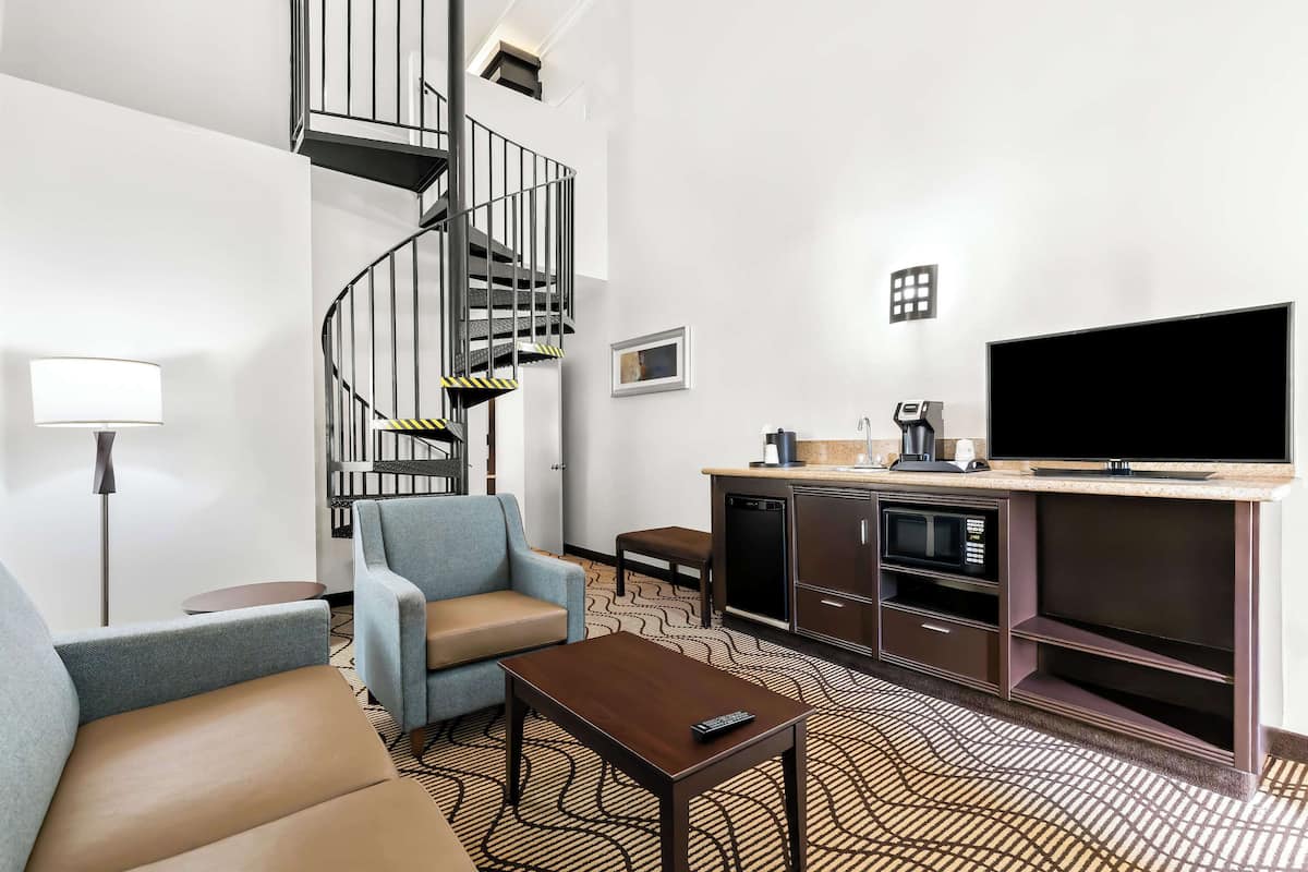 Suite, Multiple Beds, Non Smoking, Balcony (with Sofabed) | 1 bedroom, premium bedding, in-room safe, desk
