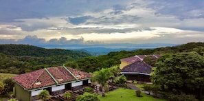 Front of property - Hotel de Montana Monteverde (Monteverde)