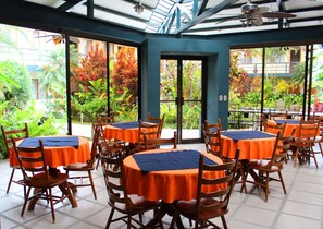 Petit déjeuner continental compris tous les jours