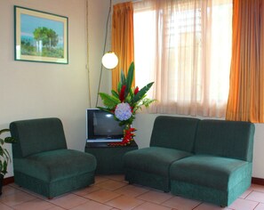 Appartement, 1 slaapkamer | Woonkamer | Flatscreentelevisie