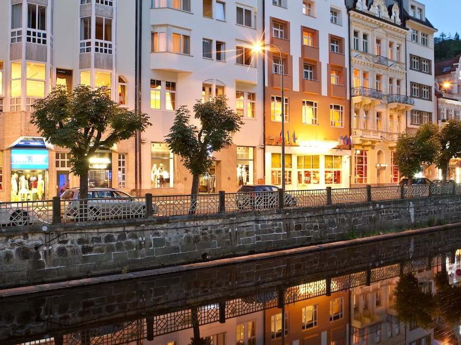 Quang cảnh nhìn từ nơi lưu trú