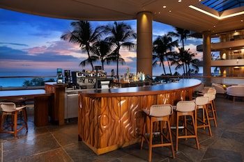 Bar (on property) at The Westin Hapuna Beach Resort