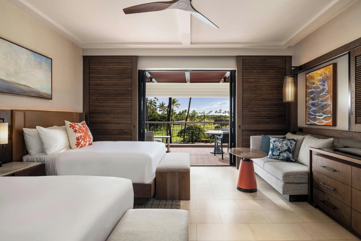 Rom – deluxe, 2 dobbeltsenger, utsikt mot golfbane, tårn (Newly Renovated) | Sengetøy av topp kvalitet, safe på rommet og skrivebord