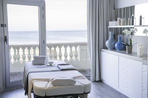 Couples treatment rooms, sauna, Turkish bath, body treatments